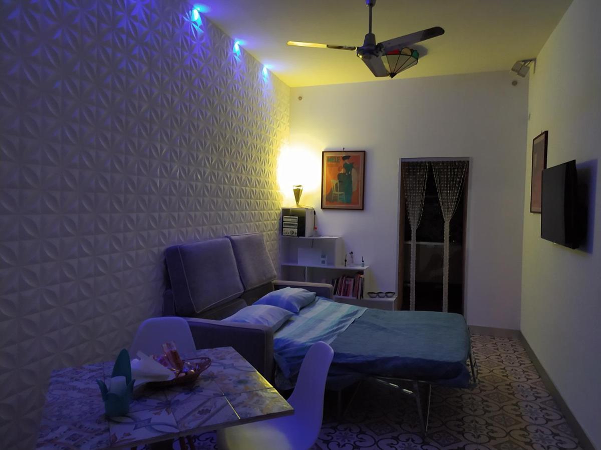 Casa Vacanze Maison Zio Bruno A' Scalinatella ナポリ エクステリア 写真